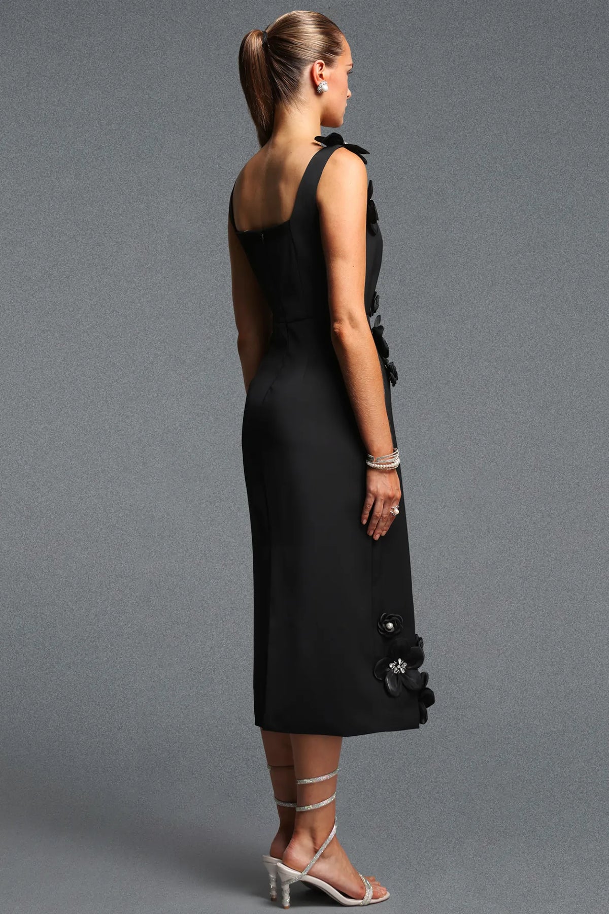 Elegant Pearl-Center Rosette Black Cocktail Dress