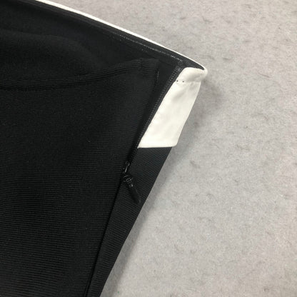 The Monochrome Muse Bow –Detail Gown