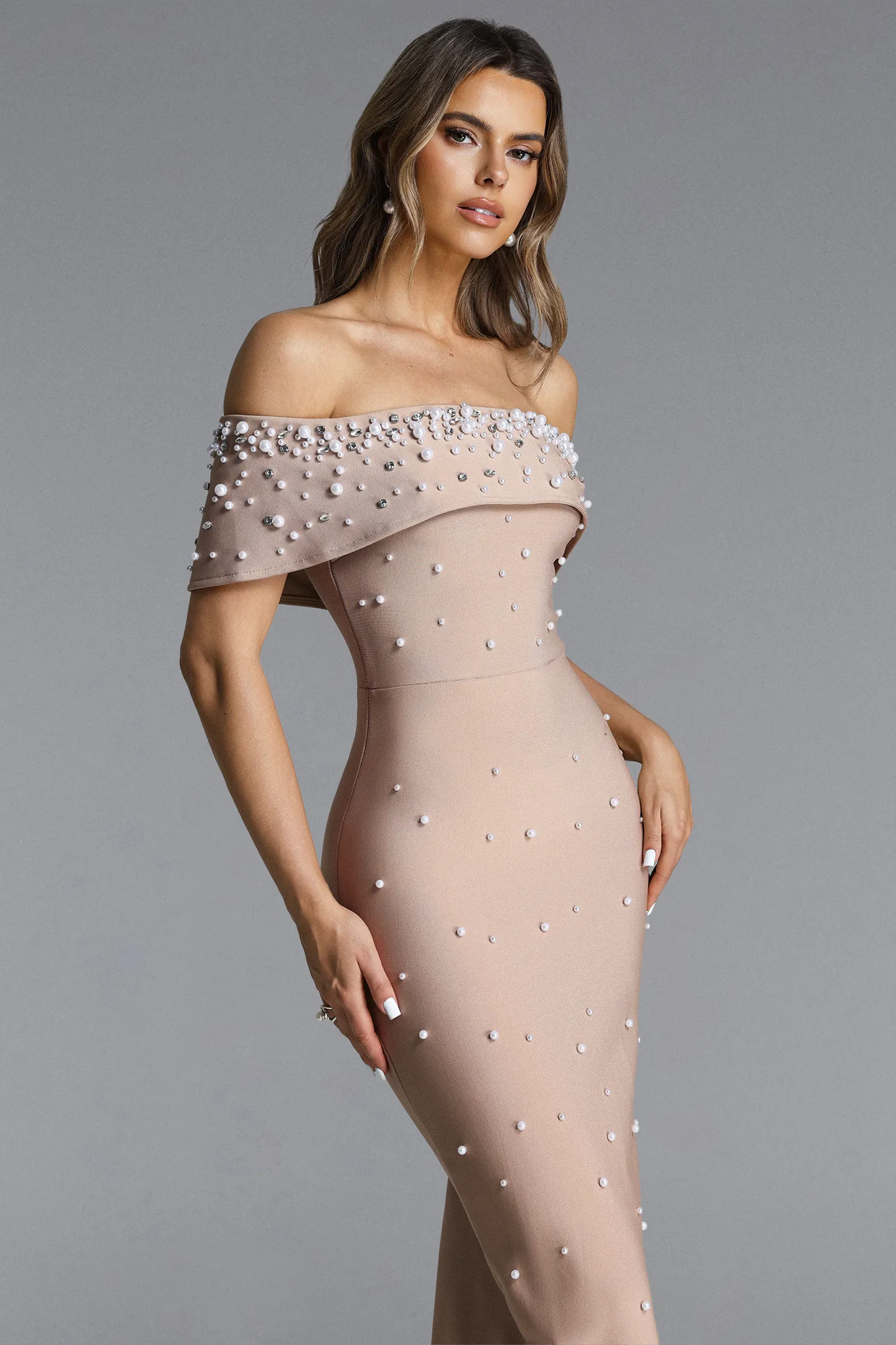 Ethereal Elegance: Pearl-Encrusted Mermaid Gown