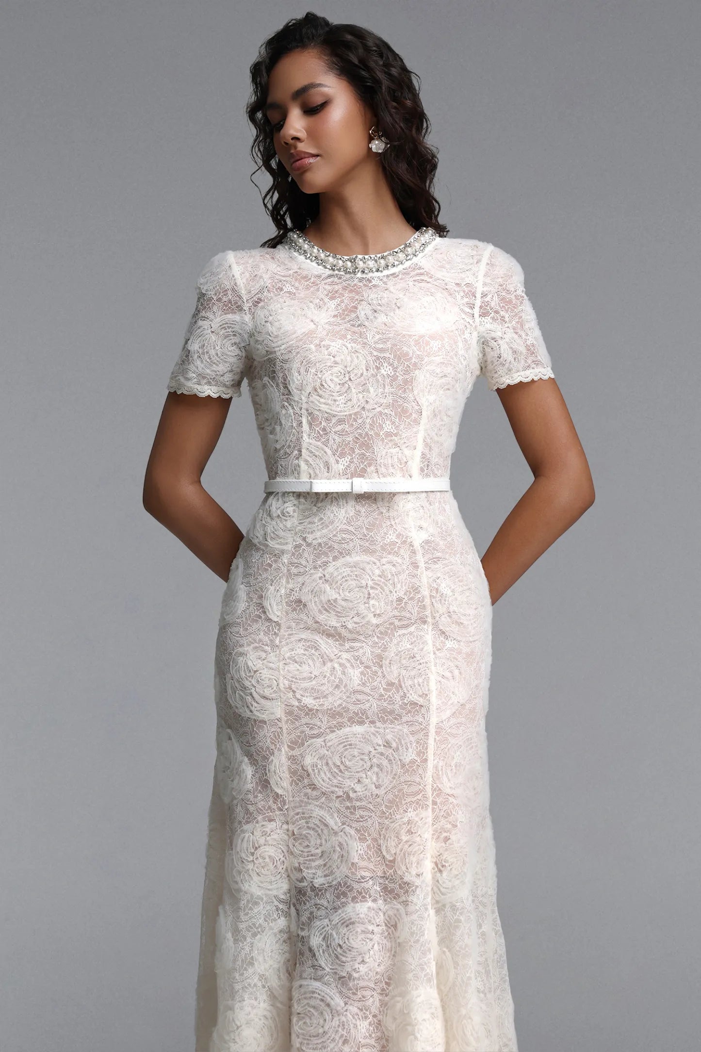 Embellished Jewel Neck Rose Lace Midi Dress - Ivory