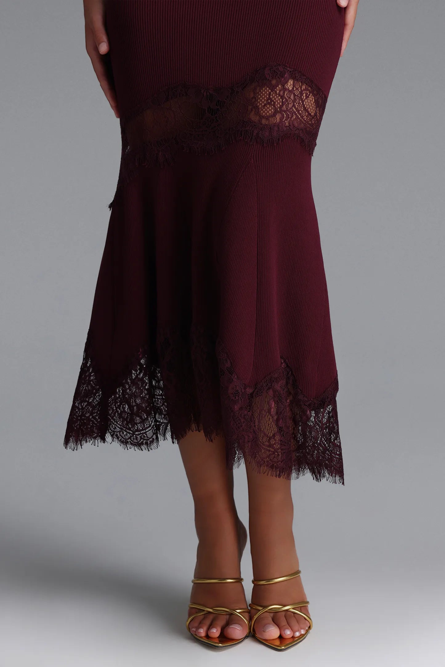 Ribbed Knit Lace-Trim Trumpet Midi Dress - Deep Burgundy