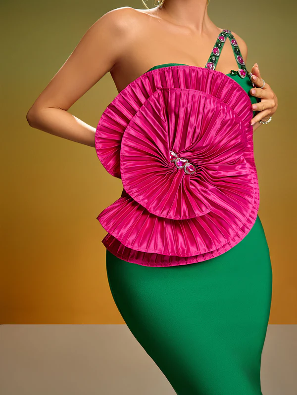 Asymmetrical Green Bodycon Midi Dress with Oversized Pink Floral Bodice