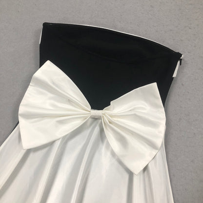 The Monochrome Muse Bow –Detail Gown