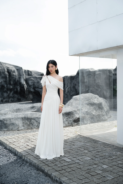 Elegant Off-the-Shoulder Ruched Chiffon Gown – Ivory